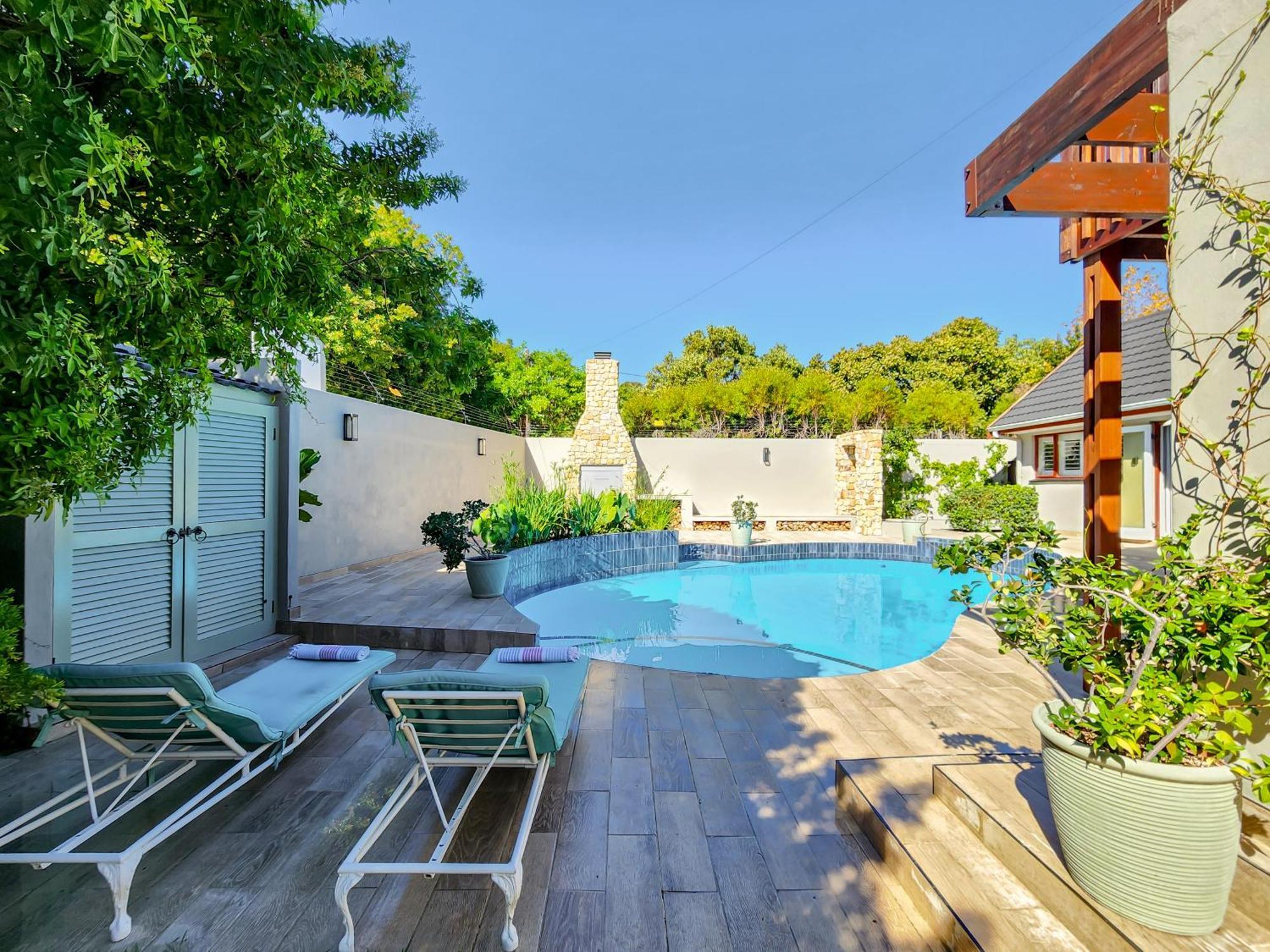 Branch & Vine - Constantia - Formerly Pinoak
