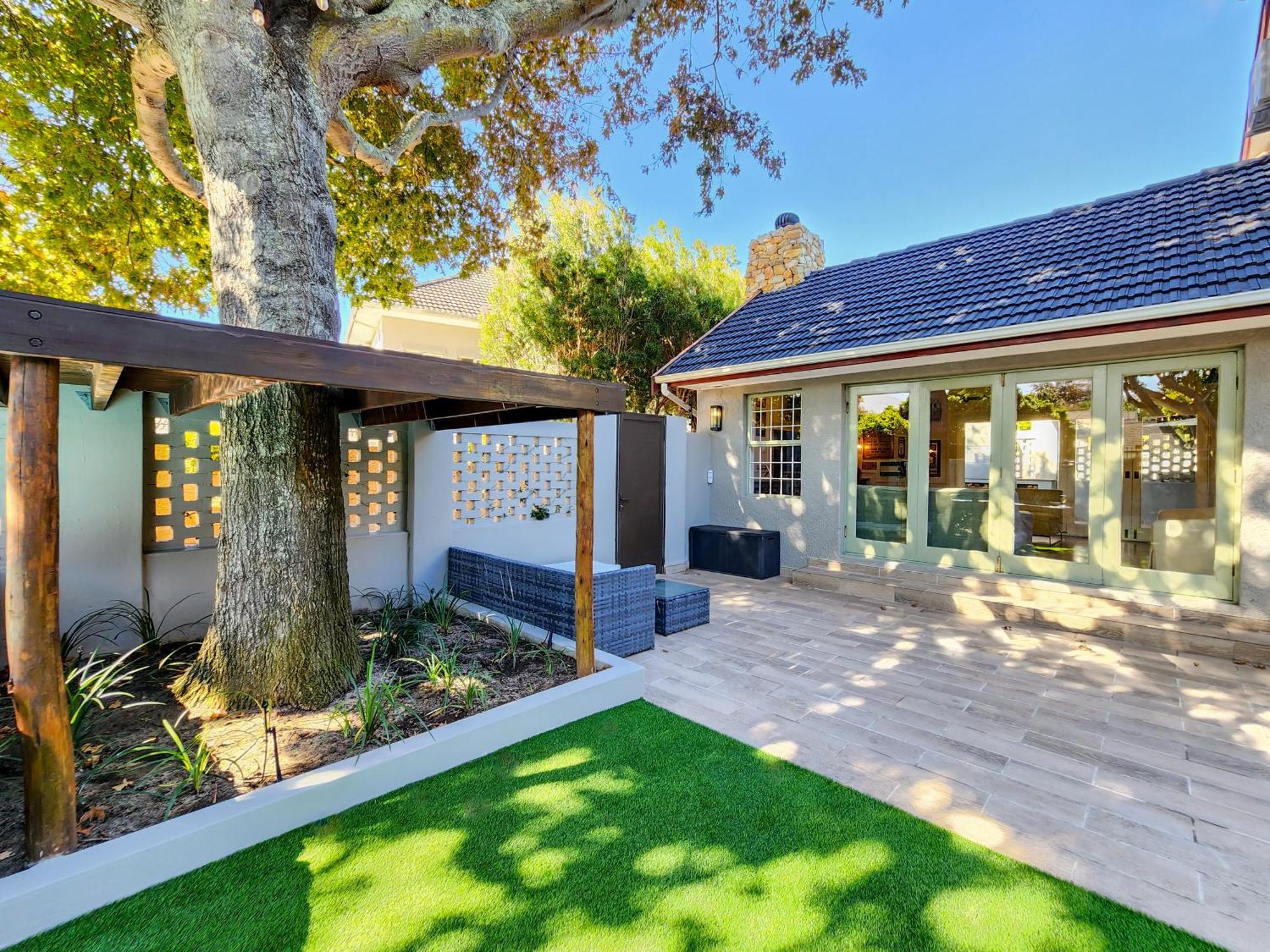 Gasthof Branch & Vine - Constantia - Formerly Pinoak
