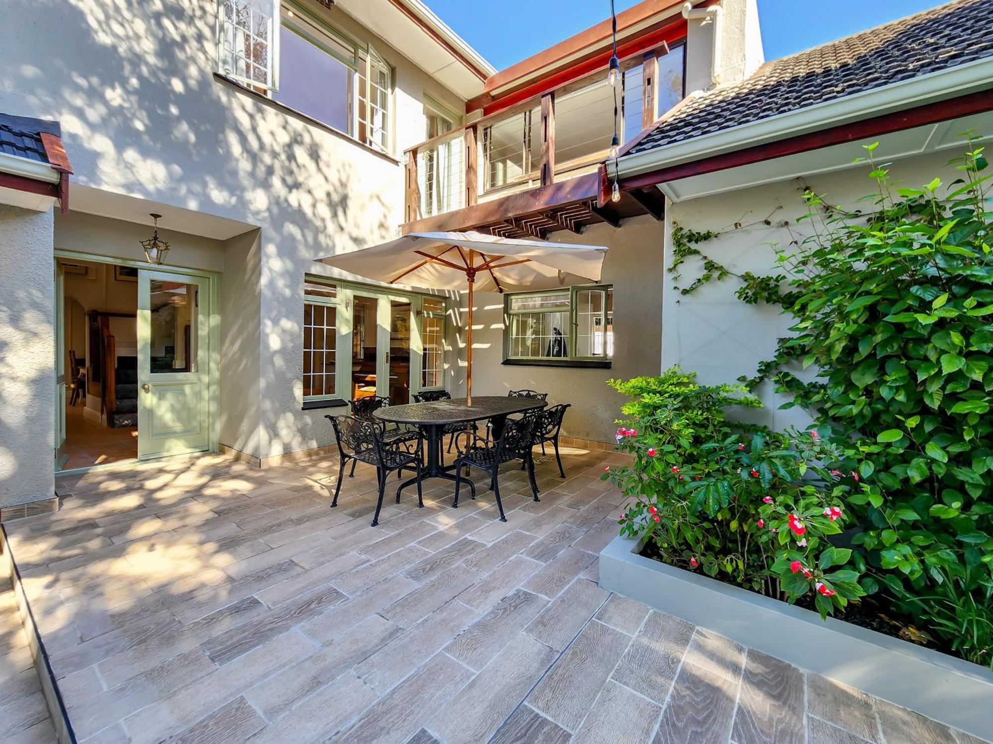 Gasthof Branch & Vine - Constantia - Formerly Pinoak Kapstadt