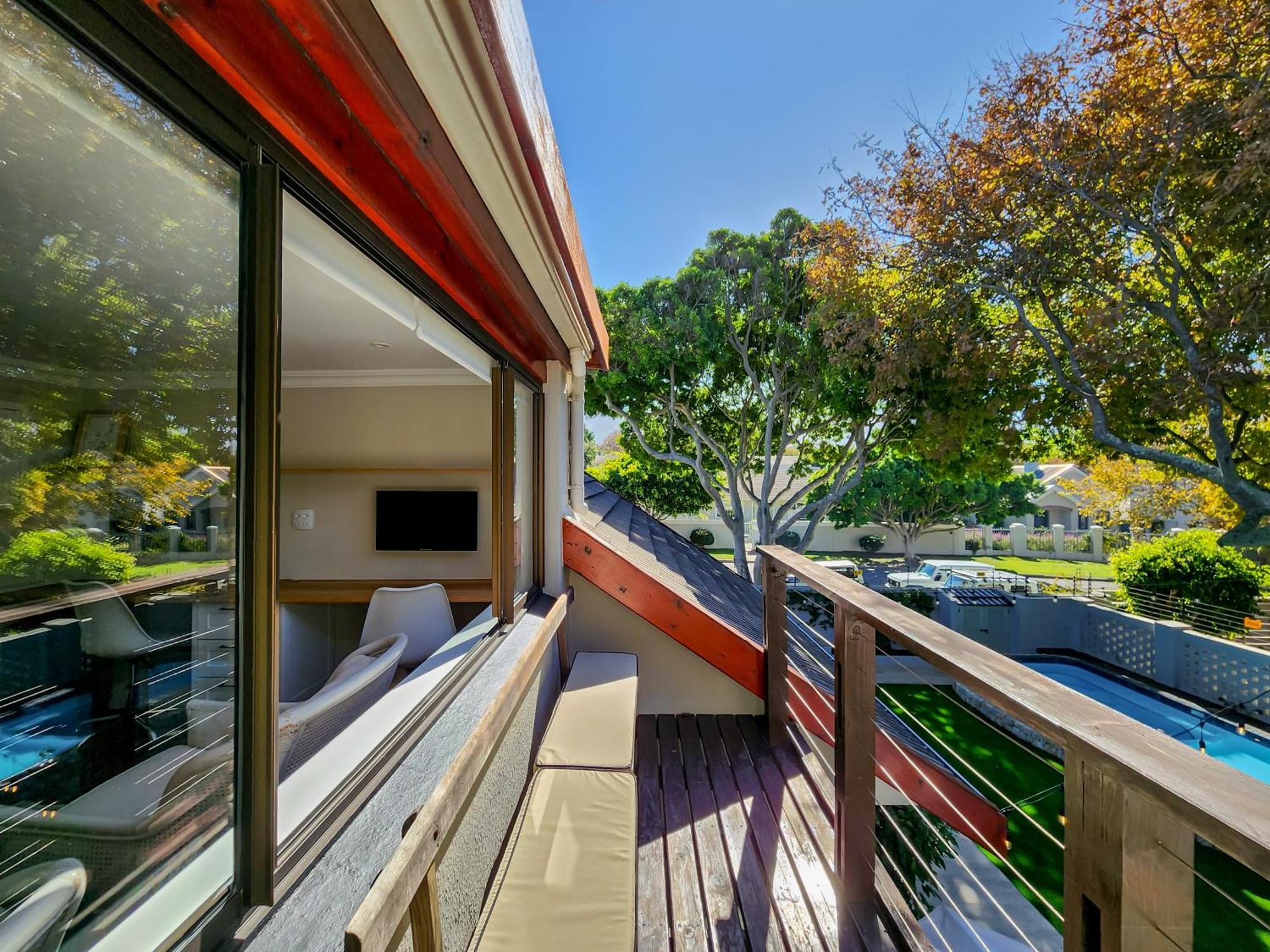 Branch & Vine - Constantia - Formerly Pinoak Gasthof