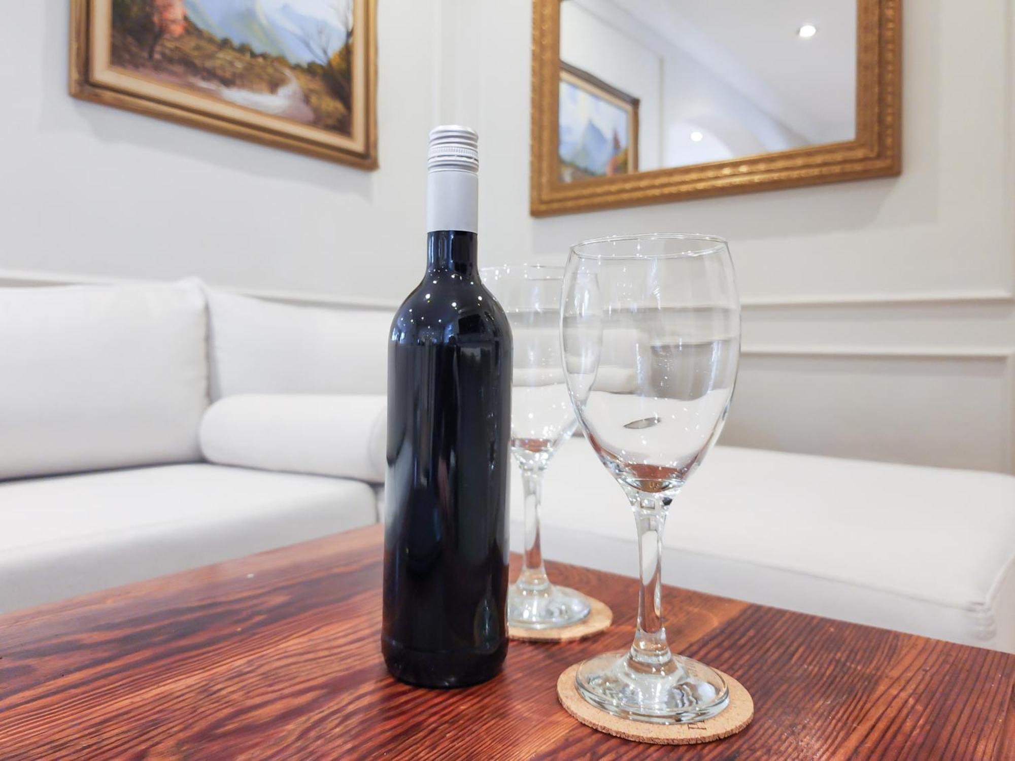 Branch & Vine - Constantia - Formerly Pinoak *