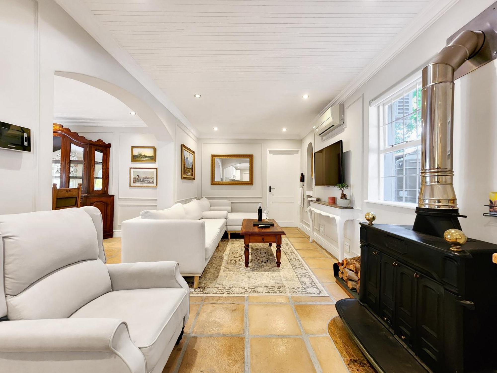 Gasthof Branch & Vine - Constantia - Formerly Pinoak *