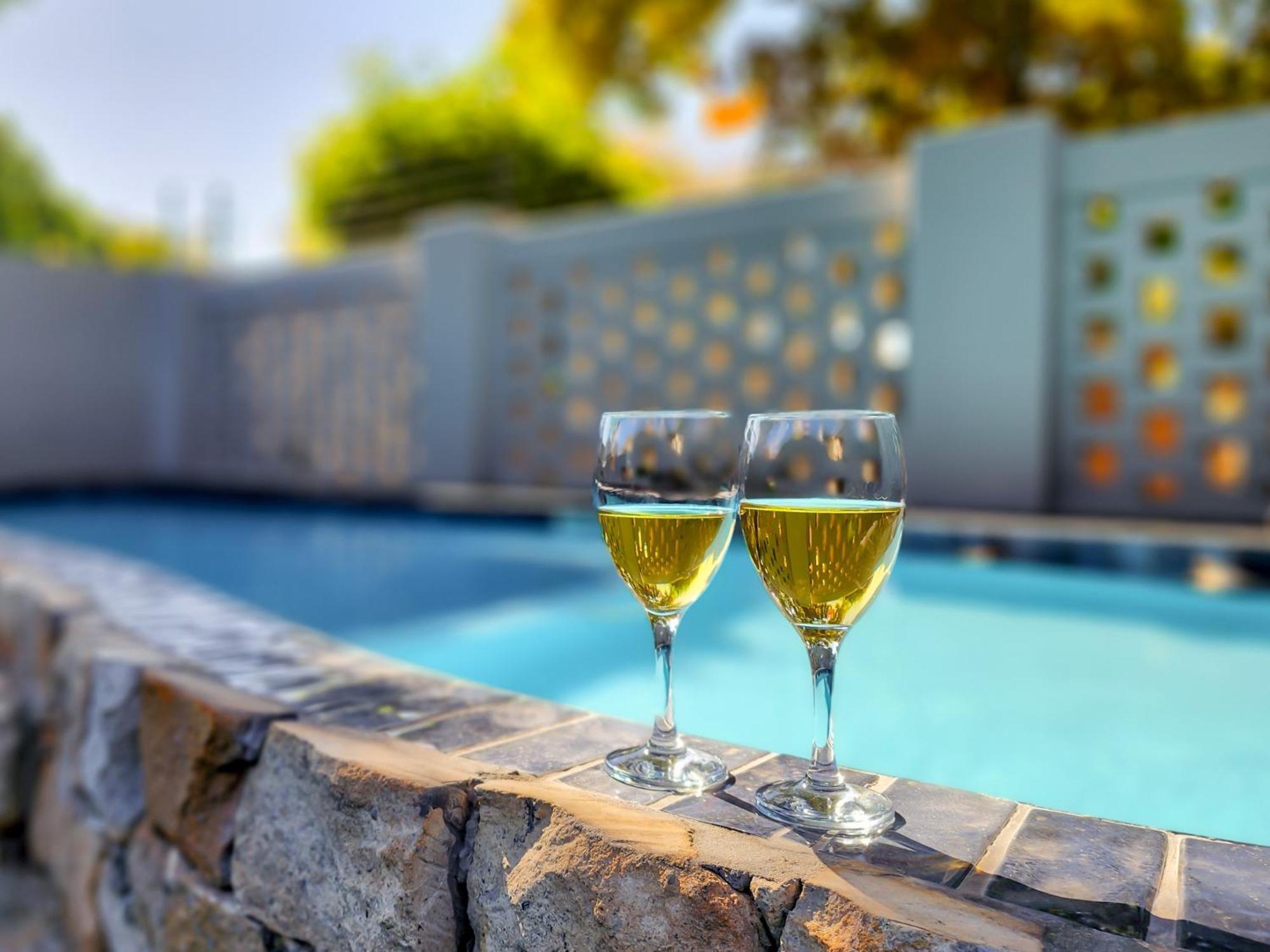 Branch & Vine - Constantia - Formerly Pinoak Kapstadt