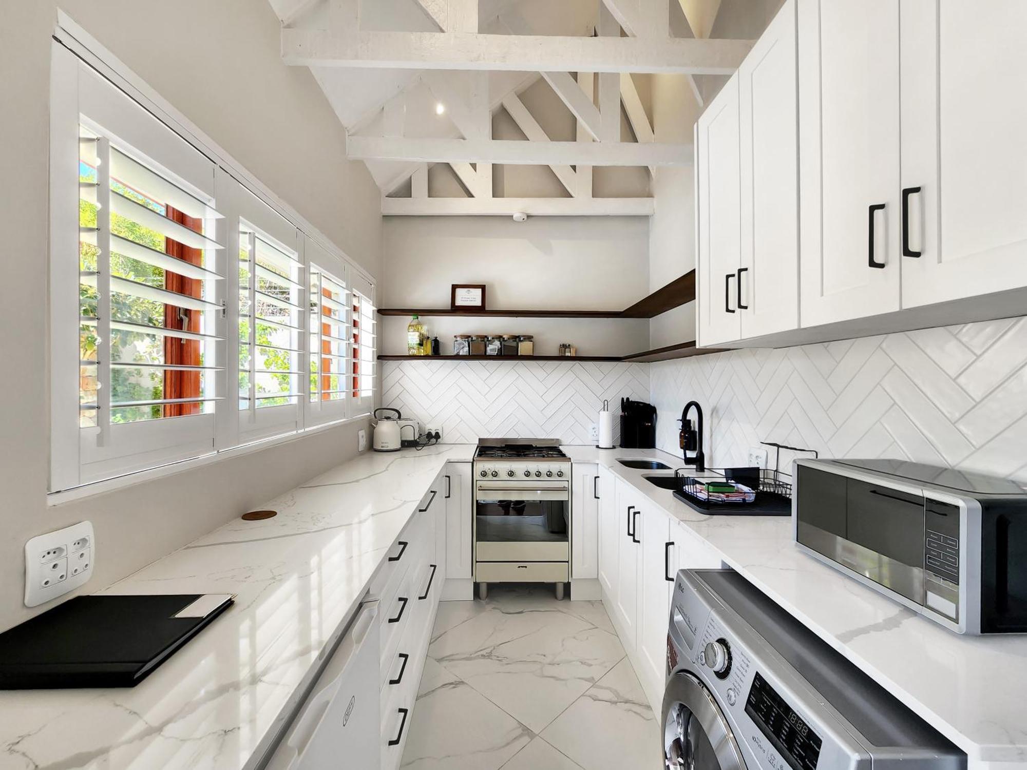 Gasthof Branch & Vine - Constantia - Formerly Pinoak